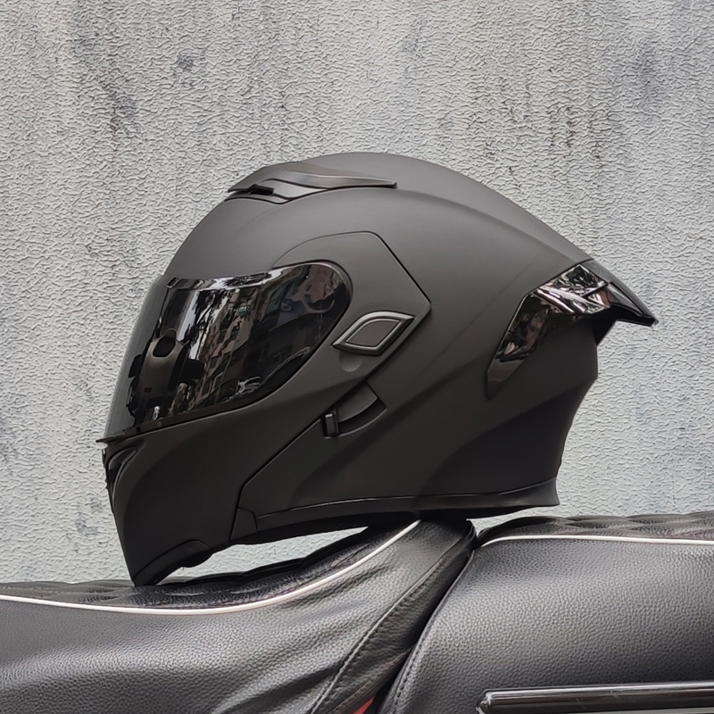 ORZ オートバイヘルメット ダブルバイザー モジュラーフリ - Modular Flip Up Motorcycle Helmet Dot Approved のレビューと価格